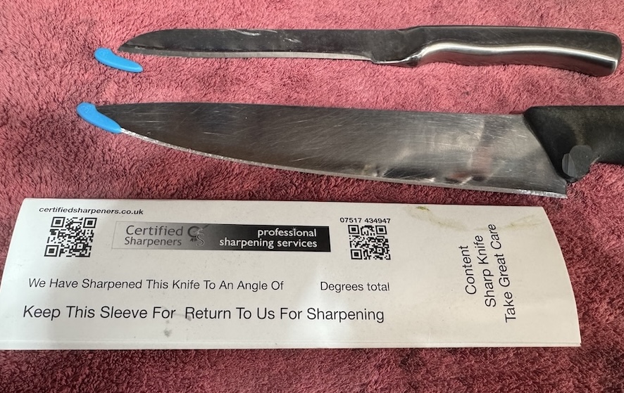 knife packaging 1.jpeg