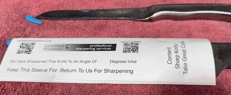 knife packaging .jpeg