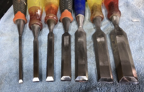 Sharpened Chisel set